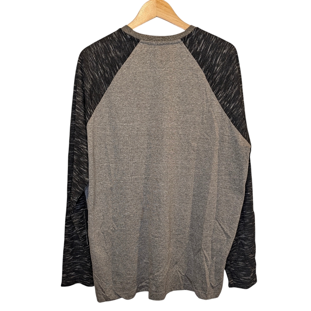 Rock & Republic Black and Gray Whiskey Graphic Long Sleeve Tee Size XL - Picture 3 of 8